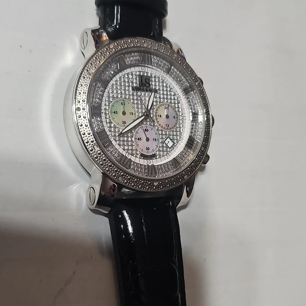Elegant J & S Silvertone and Black Men's Watch NWOT